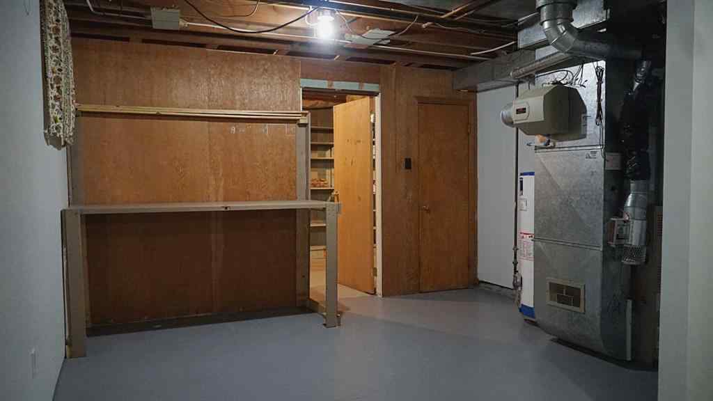 MLS® A2261020 - 5518 50 Street  in Vegreville Vegreville, Residential