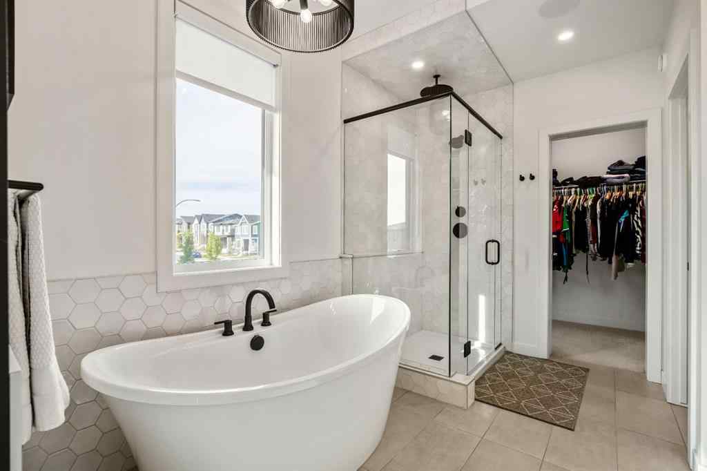 MLS® A2261024 - 70 Treeline Lane SW in Alpine Park Calgary, Residential