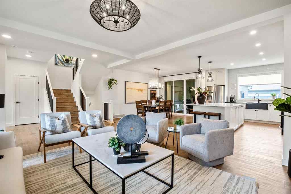 MLS® A2261024 - 70 Treeline Lane SW in Alpine Park Calgary, Residential