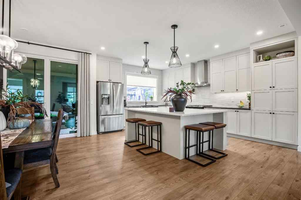 MLS® A2261024 - 70 Treeline Lane SW in Alpine Park Calgary, Residential