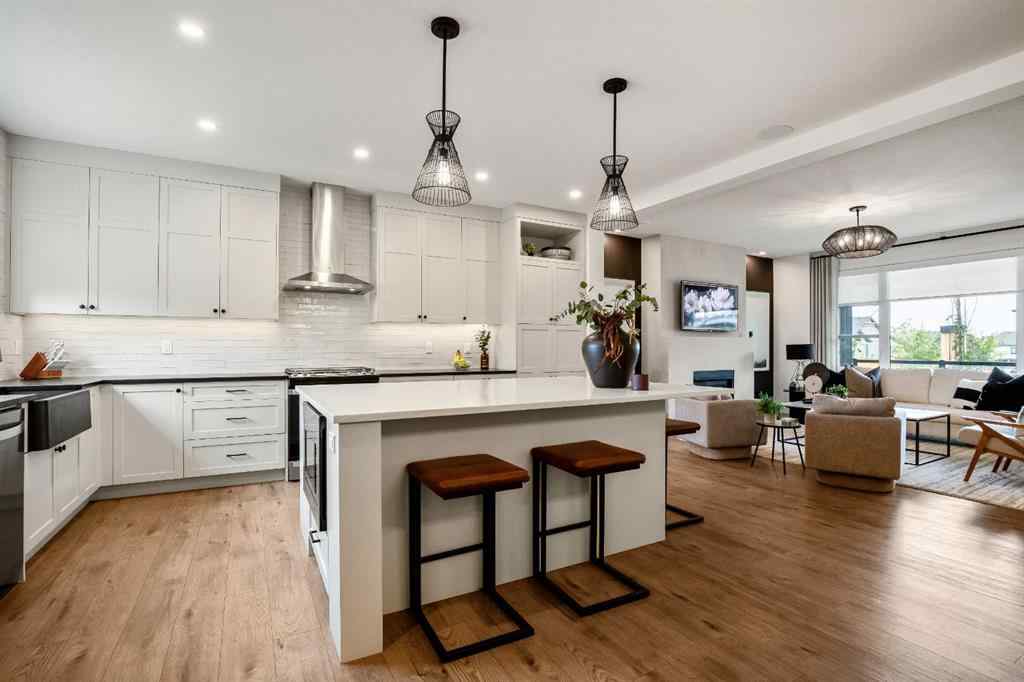 MLS® A2261024 - 70 Treeline Lane SW in Alpine Park Calgary, Residential