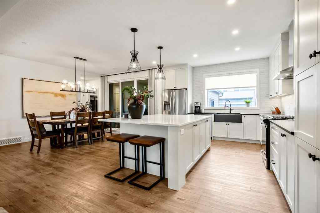 MLS® A2261024 - 70 Treeline Lane SW in Alpine Park Calgary, Residential