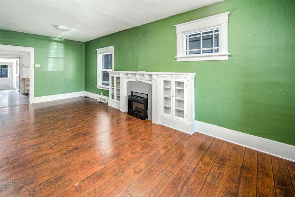 MLS® A2261032 - 905 19 Avenue NW in Mount Pleasant Calgary, Residential