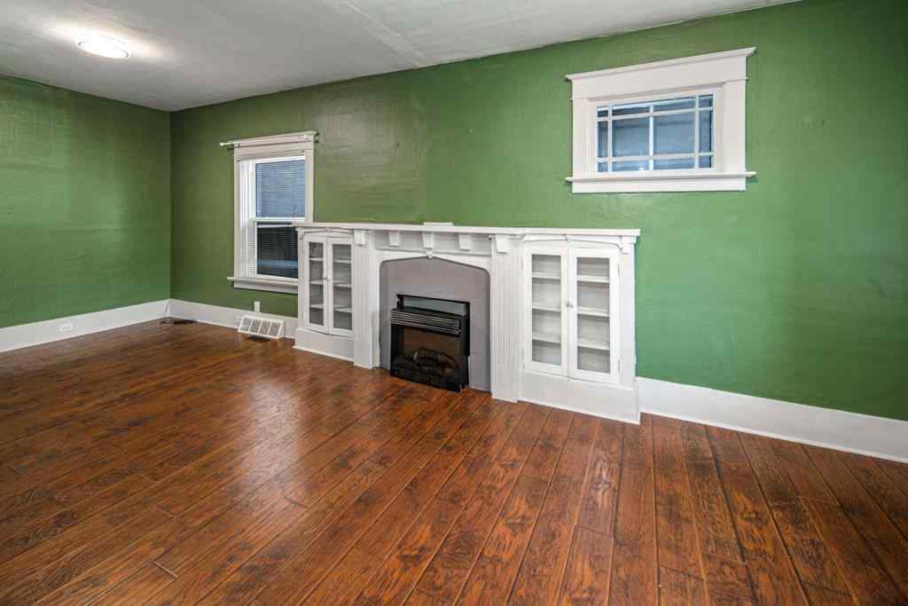 MLS® A2261032 - 905 19 Avenue NW in Mount Pleasant Calgary, Residential