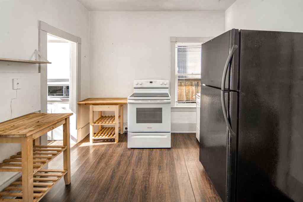 MLS® A2261032 - 905 19 Avenue NW in Mount Pleasant Calgary, Residential