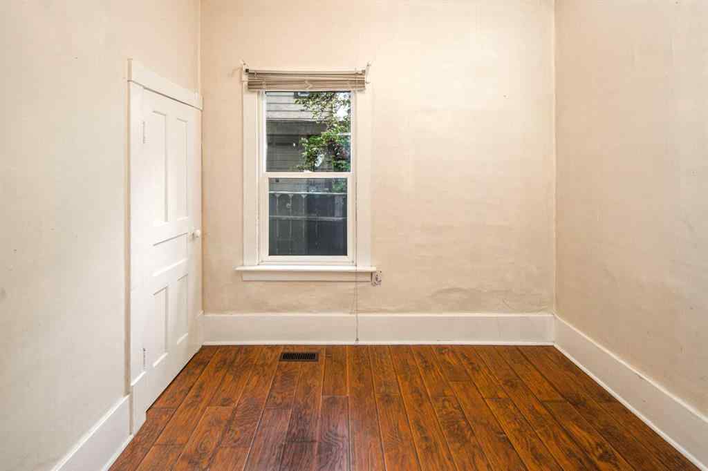 MLS® A2261032 - 905 19 Avenue NW in Mount Pleasant Calgary, Residential