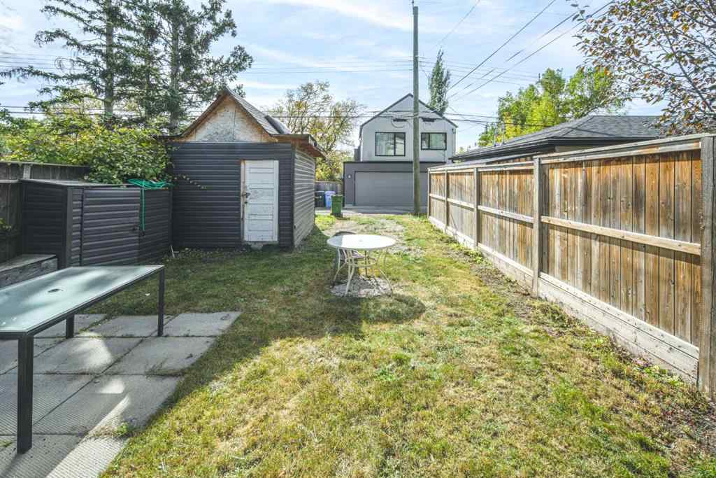 MLS® A2261032 - 905 19 Avenue NW in Mount Pleasant Calgary, Residential