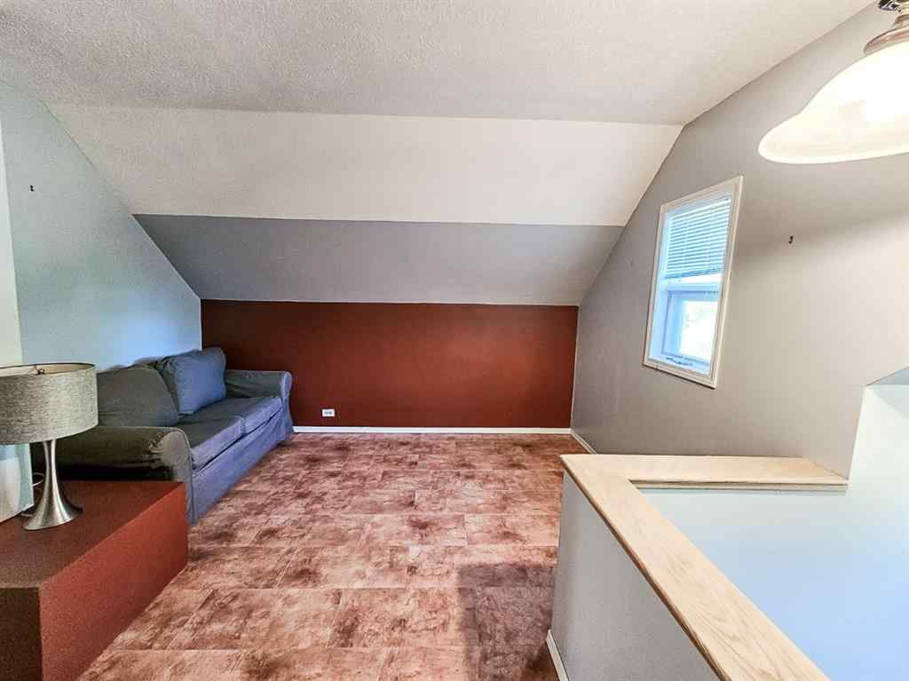 MLS® A2261033 - 131 2nd Street NW in NONE Falher, Residential