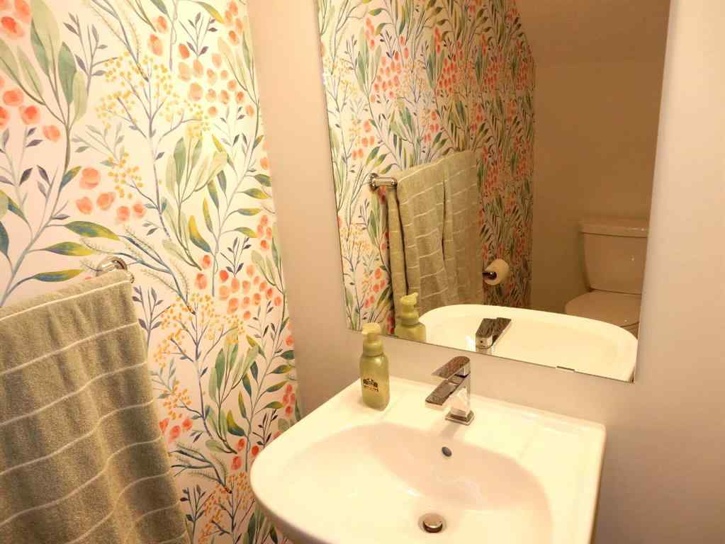 MLS® A2261039 - 352 Cranbrook Square SE in Cranston Calgary, Residential