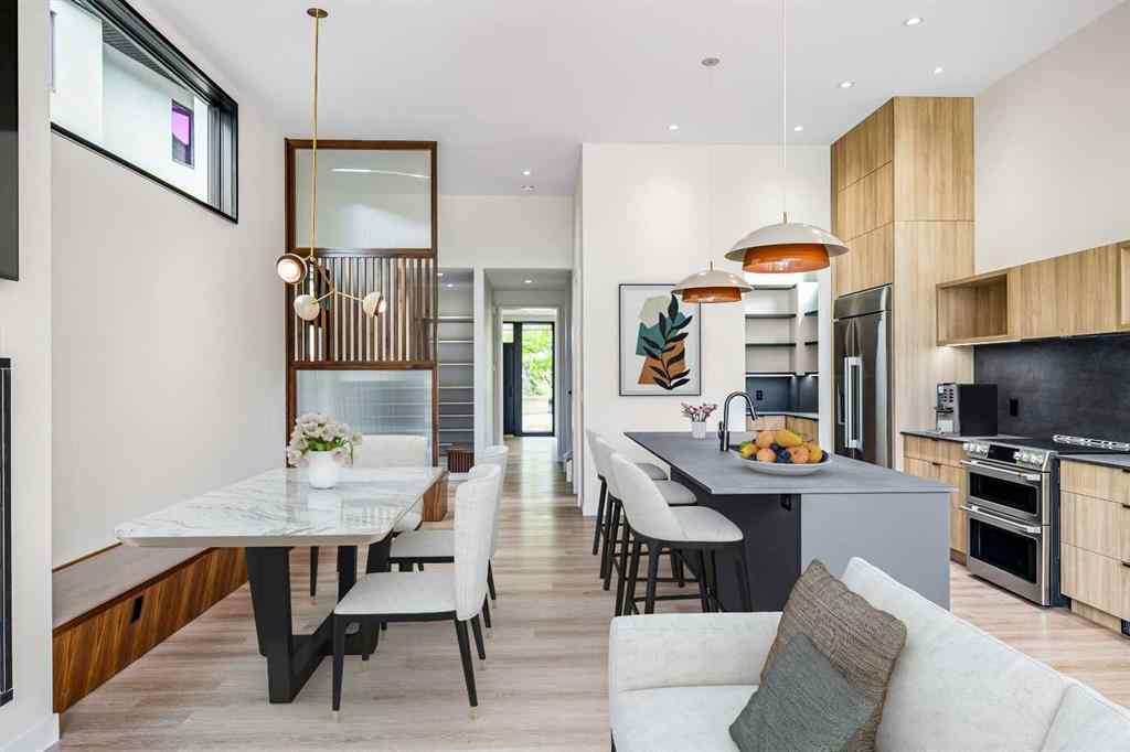 MLS® A2261041 - 3D Willow Crescent SW in Spruce Cliff Calgary, Residential