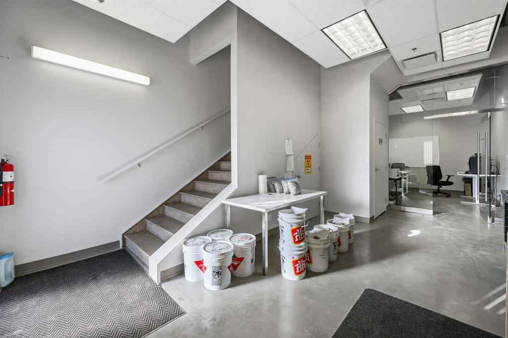 MLS® A2261050 - Unit #112 2719 7 Avenue NE in Meridian Calgary, Commercial