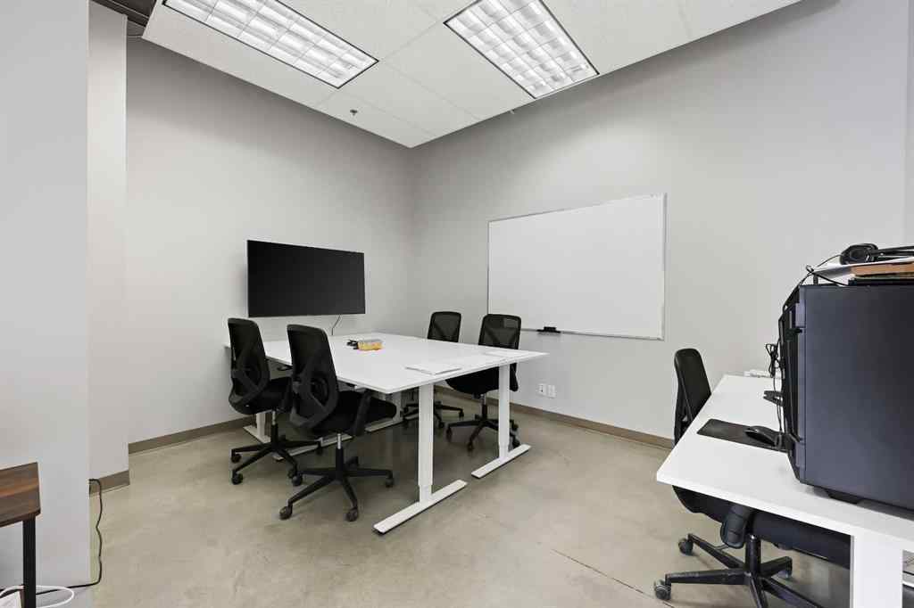 MLS® A2261050 - Unit #112 2719 7 Avenue NE in Meridian Calgary, Commercial