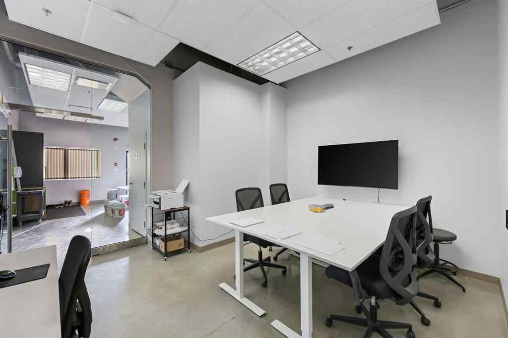 MLS® A2261050 - Unit #112 2719 7 Avenue NE in Meridian Calgary, Commercial