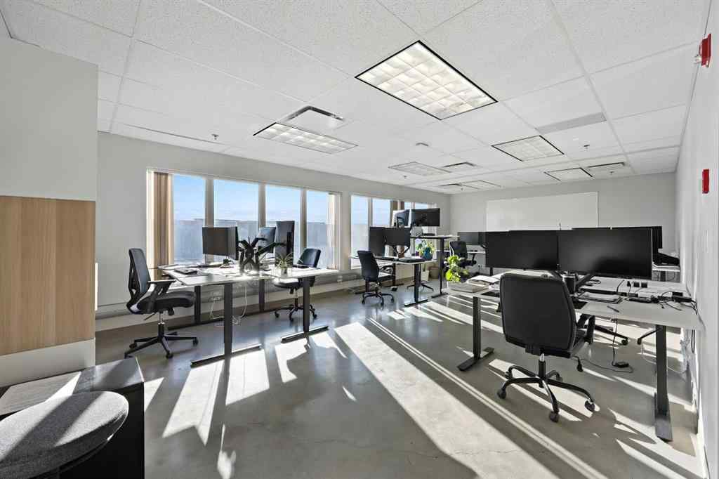 MLS® A2261050 - Unit #112 2719 7 Avenue NE in Meridian Calgary, Commercial