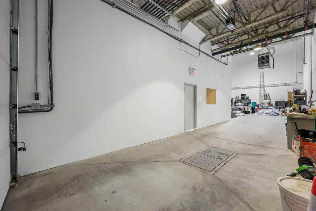 MLS® A2261050 - Unit #112 2719 7 Avenue NE in Meridian Calgary, Commercial