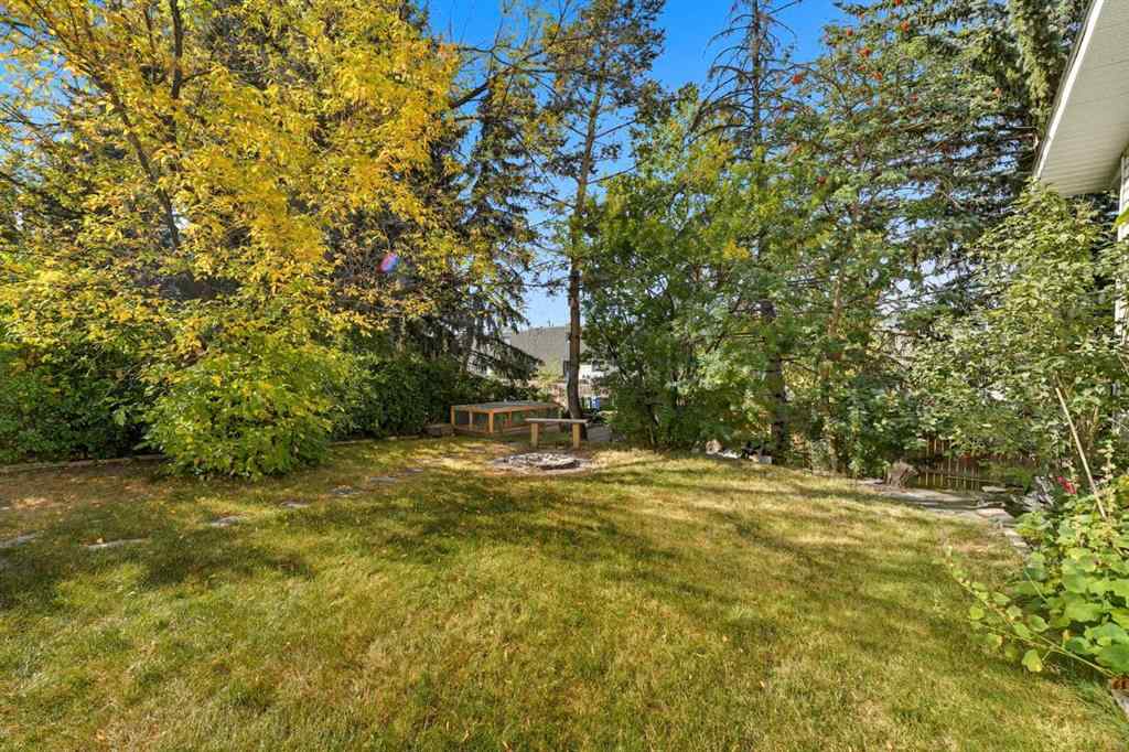MLS® A2261054 - 1804 Braemar Place SW in Braeside Calgary, Residential