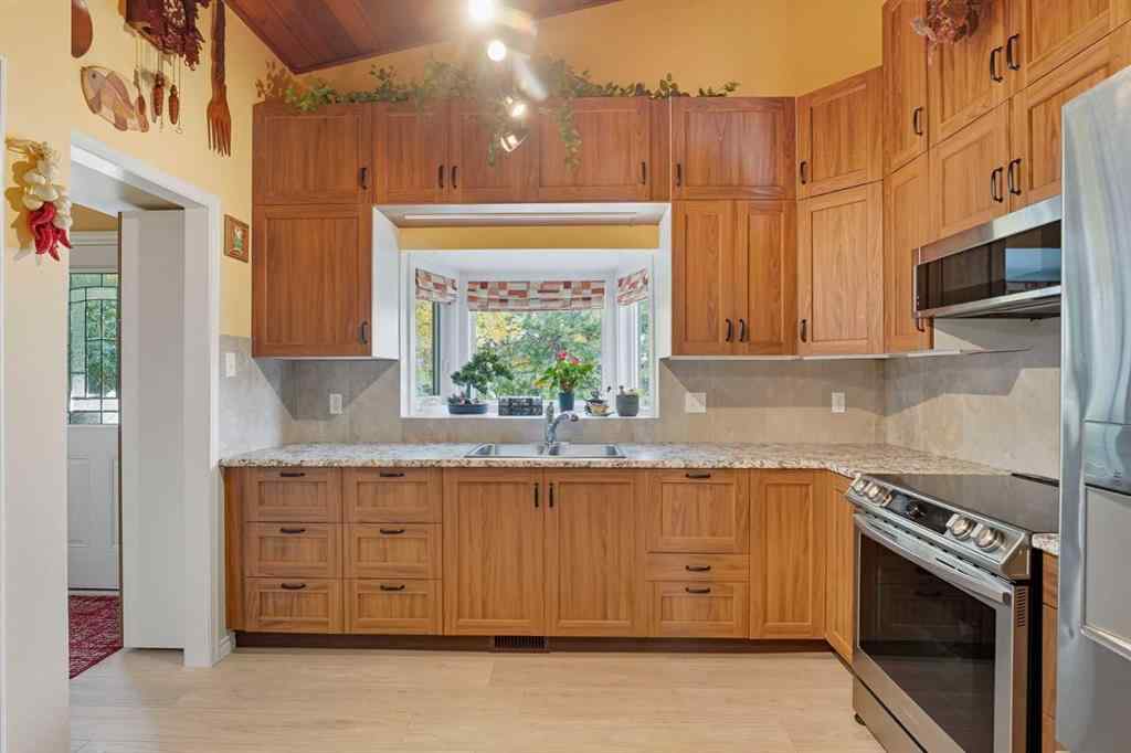 MLS® A2261054 - 1804 Braemar Place SW in Braeside Calgary, Residential