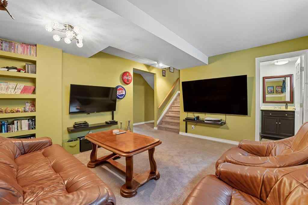 MLS® A2261054 - 1804 Braemar Place SW in Braeside Calgary, Residential