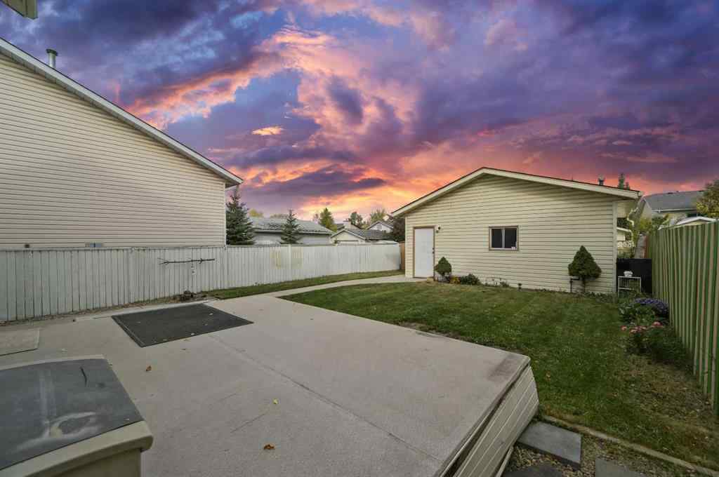 MLS® A2261056 - 24 Laguna Close NE in Monterey Park Calgary, Residential