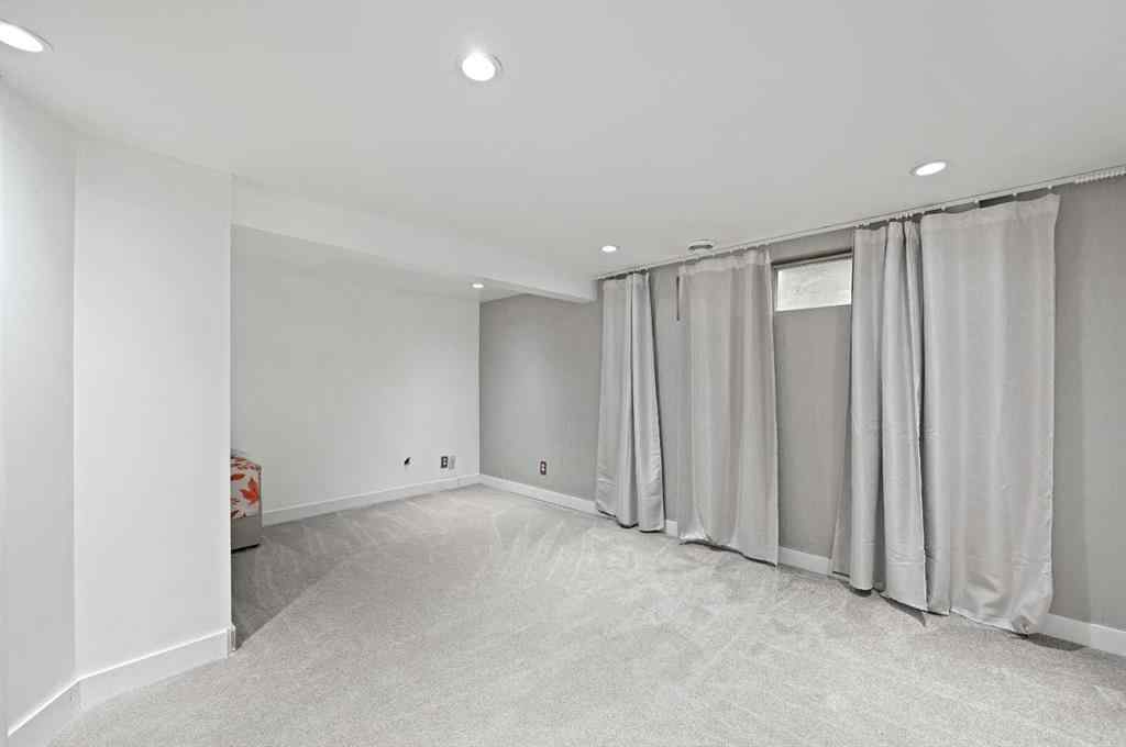 MLS® A2261056 - 24 Laguna Close NE in Monterey Park Calgary, Residential