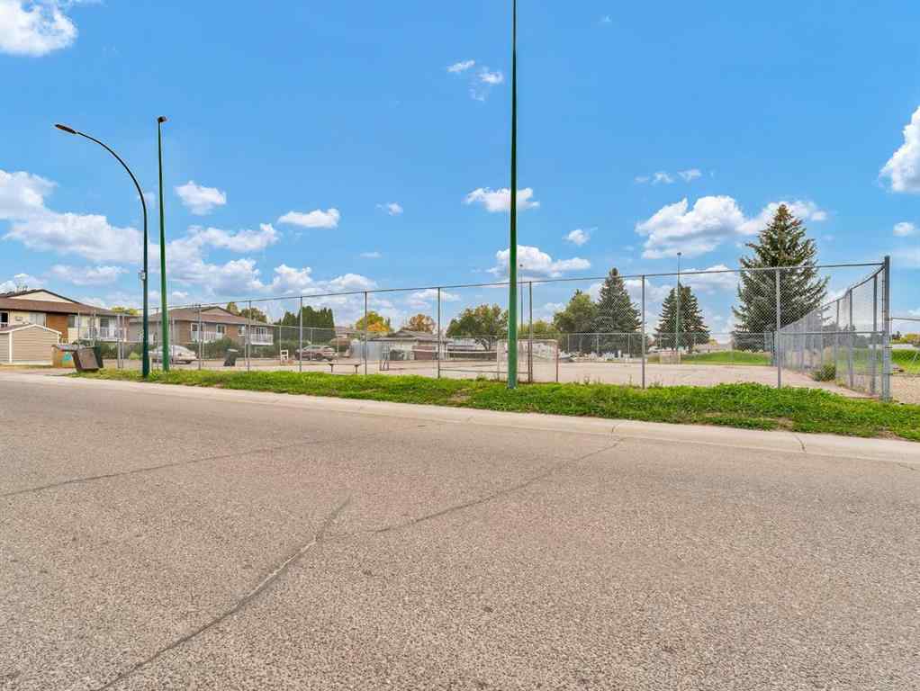 MLS® A2261058 - 18B Cameron Road SE in Southview-Park Meadows Medicine Hat, Residential