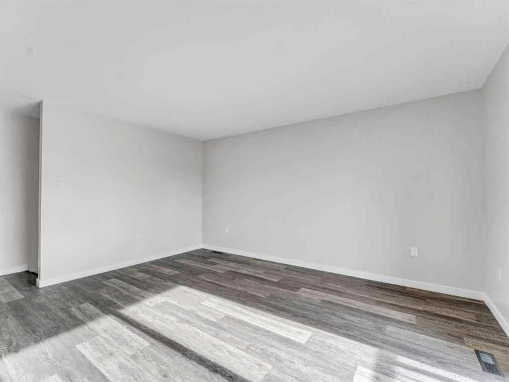 MLS® A2261058 - 18B Cameron Road SE in Southview-Park Meadows Medicine Hat, Residential