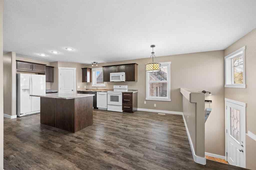 MLS® A2261062 - 4711 48 Street  in East Lloydminster Lloydminster, Residential