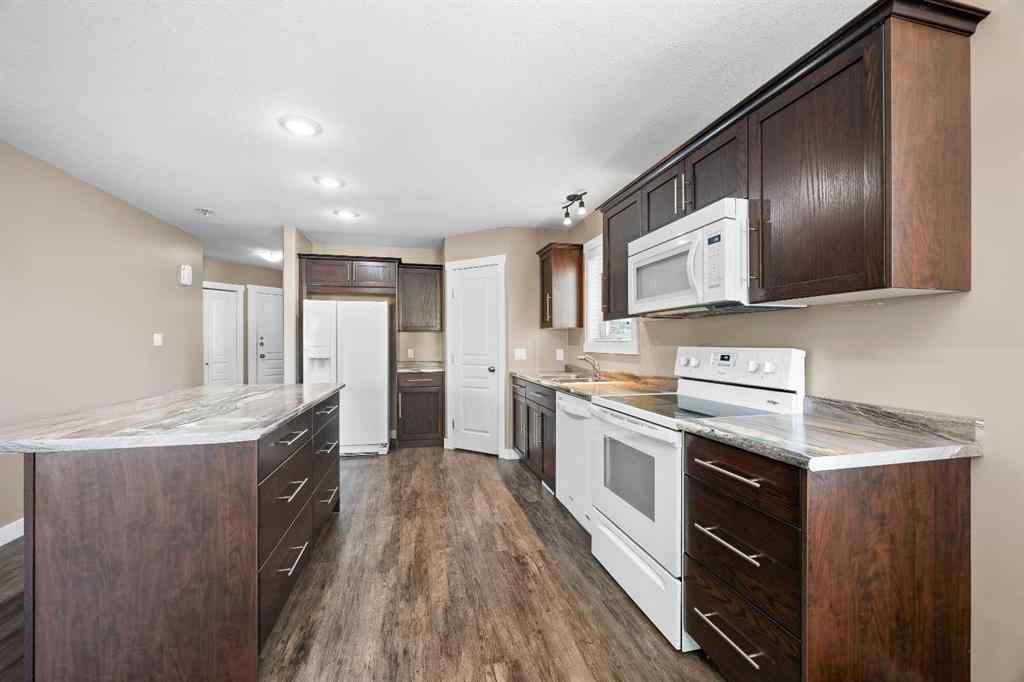 MLS® A2261062 - 4711 48 Street  in East Lloydminster Lloydminster, Residential