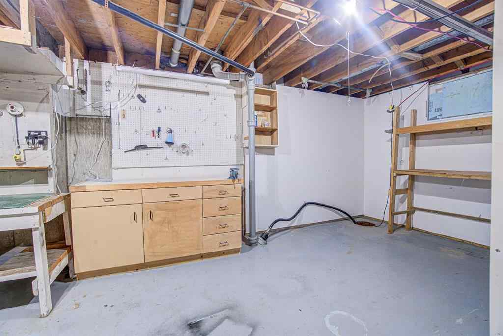 MLS® A2261069 - 4705 3 Street W in NONE Claresholm, Residential