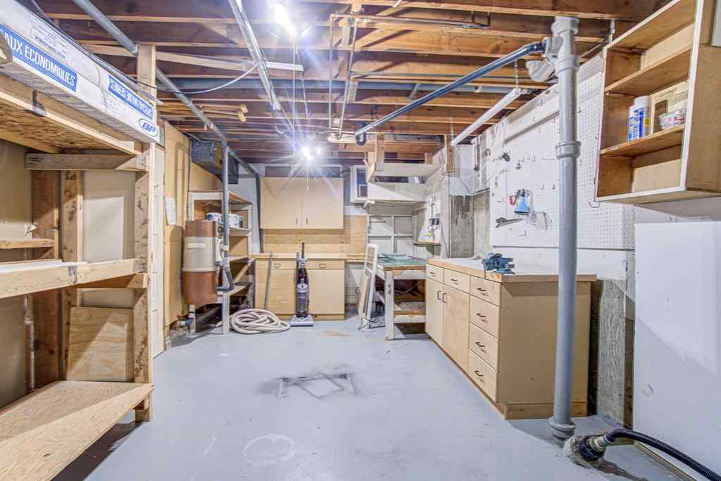 MLS® A2261069 - 4705 3 Street W in NONE Claresholm, Residential