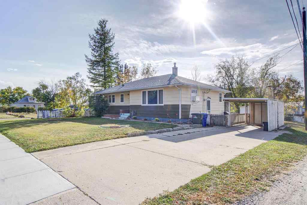 MLS® A2261069 - 4705 3 Street W in NONE Claresholm, Residential