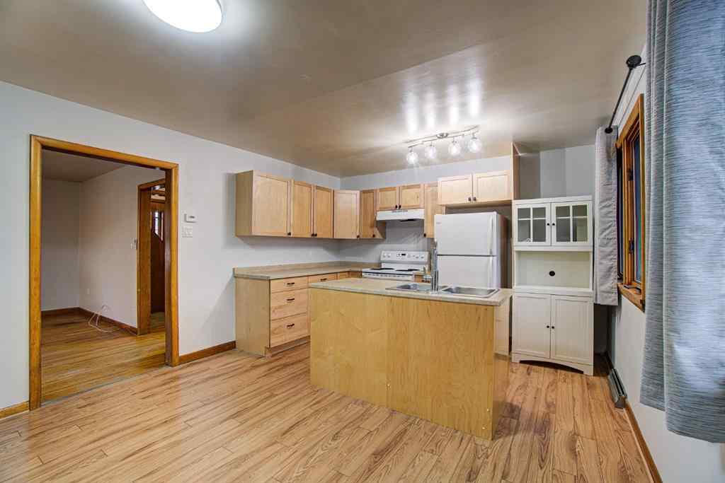 MLS® A2261069 - 4705 3 Street W in NONE Claresholm, Residential