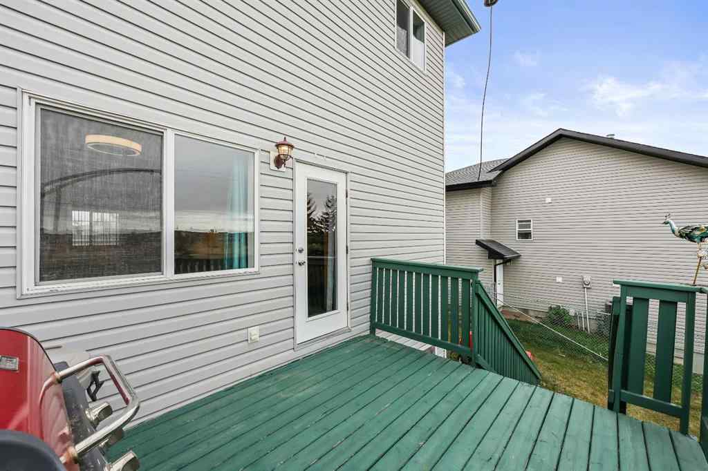 MLS® A2261073 - 30 Meadowpark Place  in NONE Carstairs, Residential