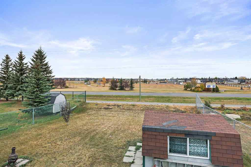 MLS® A2261073 - 30 Meadowpark Place  in NONE Carstairs, Residential