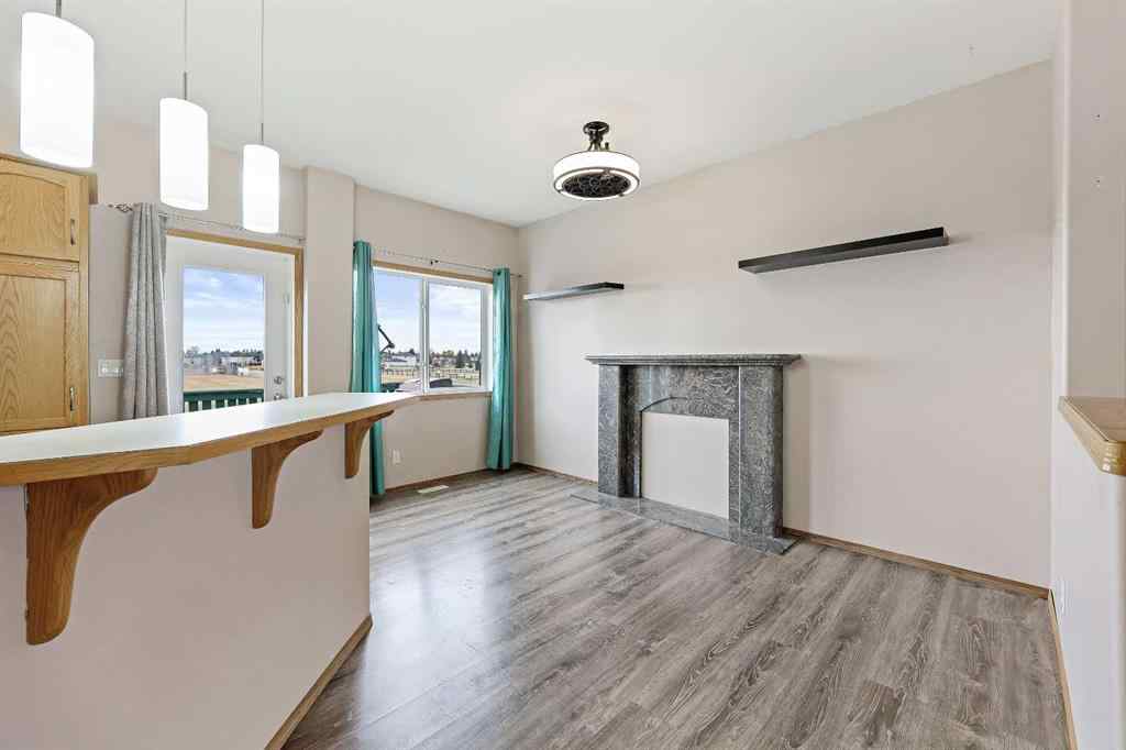 MLS® A2261073 - 30 Meadowpark Place  in NONE Carstairs, Residential