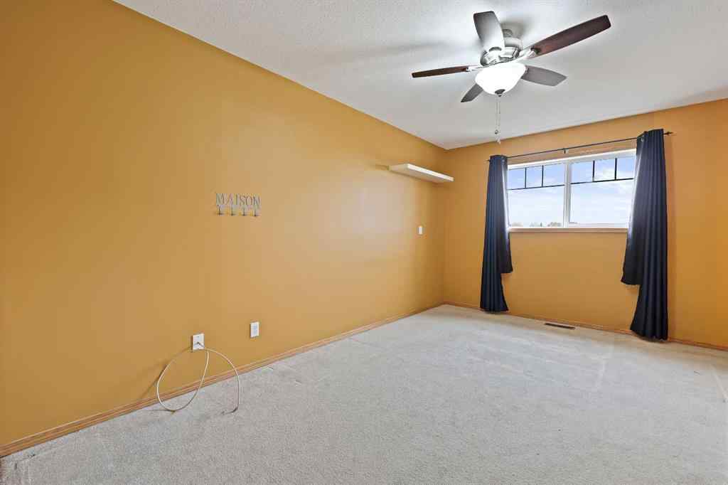 MLS® A2261073 - 30 Meadowpark Place  in NONE Carstairs, Residential