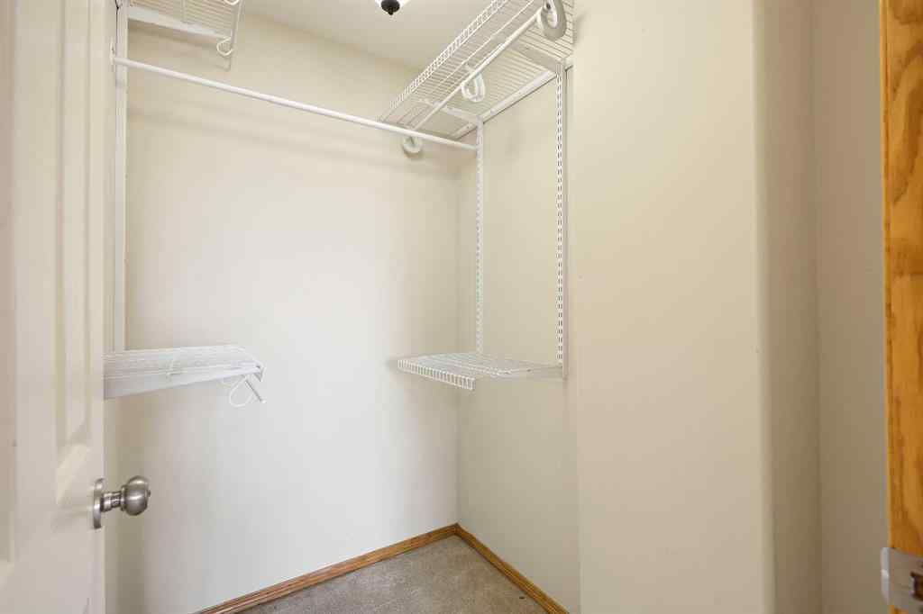 MLS® A2261073 - 30 Meadowpark Place  in NONE Carstairs, Residential