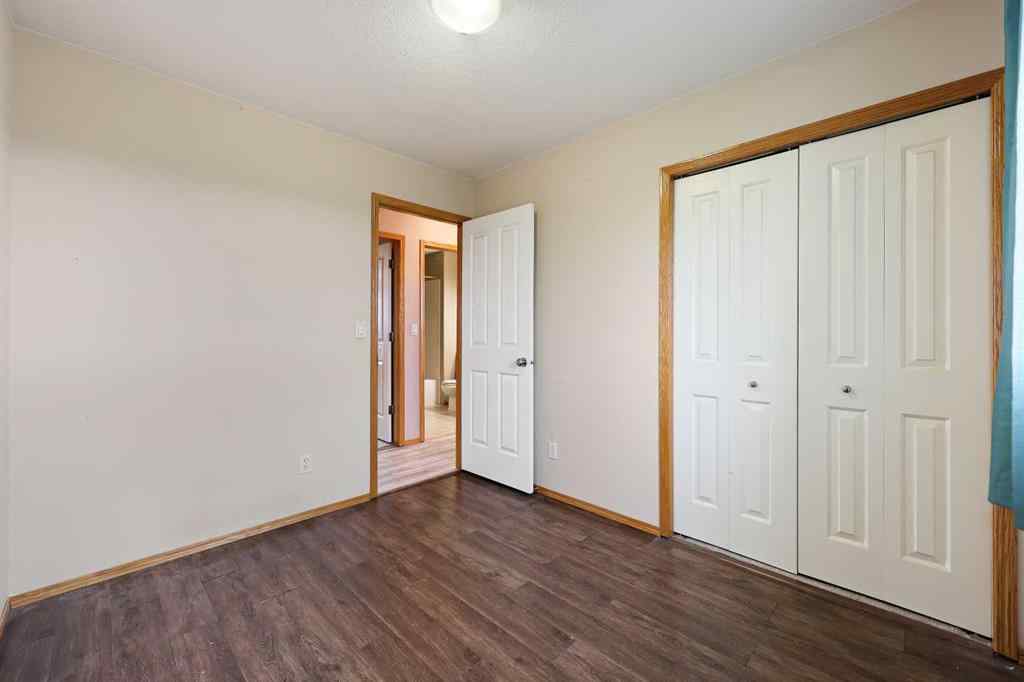 MLS® A2261073 - 30 Meadowpark Place  in NONE Carstairs, Residential