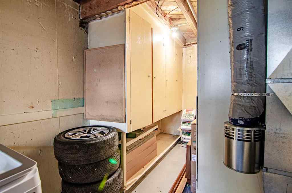 MLS® A2261083 - 5626 42 Street  in West Park Red Deer, Residential