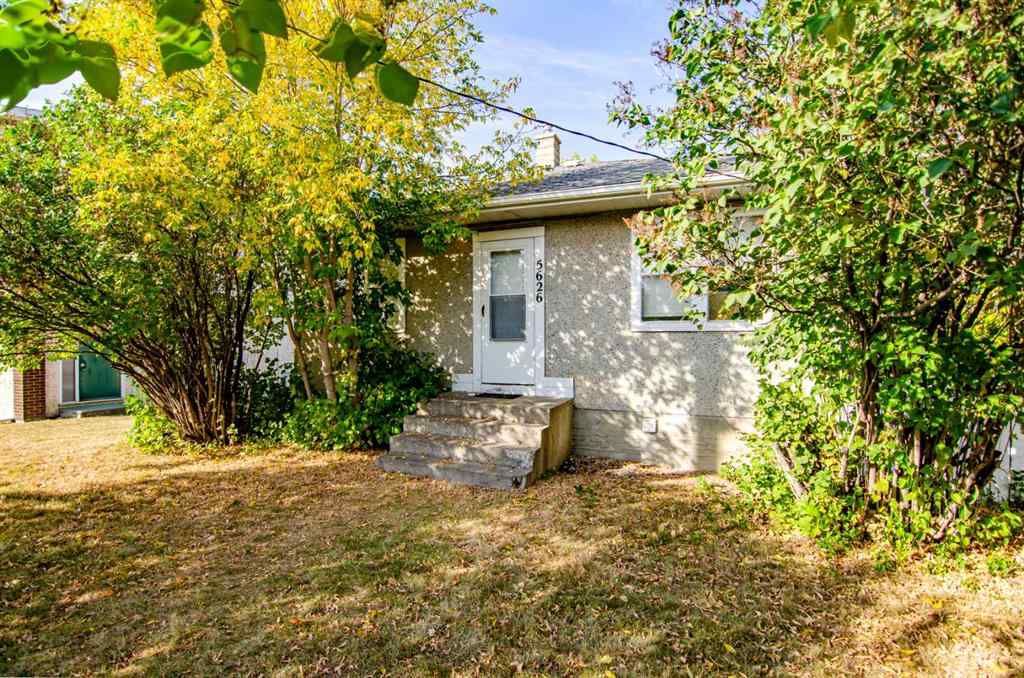 MLS® A2261083 - 5626 42 Street  in West Park Red Deer, Residential