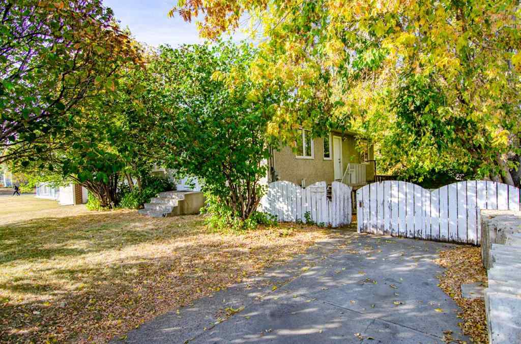 MLS® A2261083 - 5626 42 Street  in West Park Red Deer, Residential