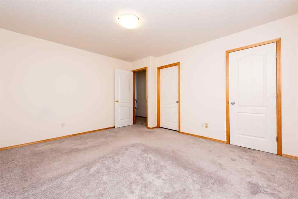 MLS® A2261089 - 17 Royal Birkdale Crescent NW in Royal Oak Calgary, Residential