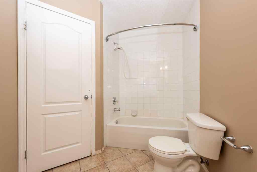 MLS® A2261089 - 17 Royal Birkdale Crescent NW in Royal Oak Calgary, Residential