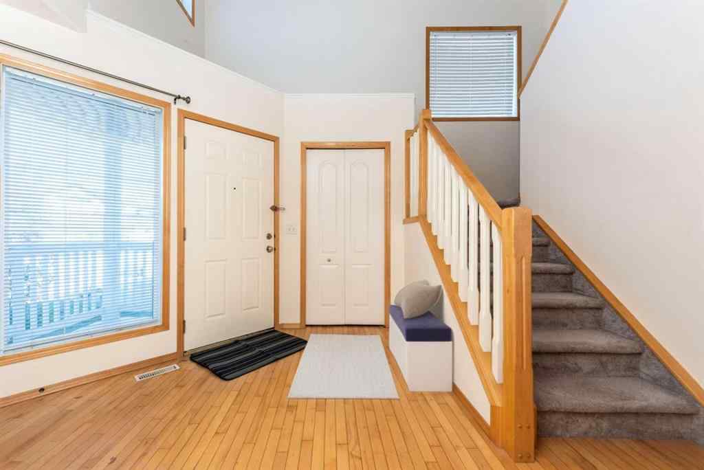 MLS® A2261089 - 17 Royal Birkdale Crescent NW in Royal Oak Calgary, Residential