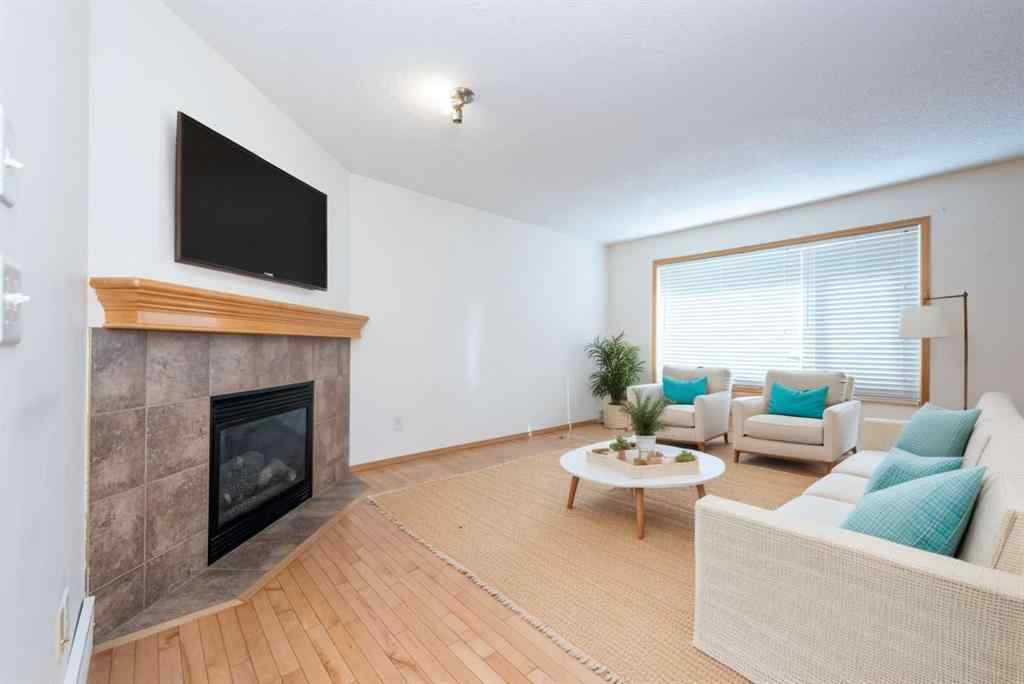 MLS® A2261089 - 17 Royal Birkdale Crescent NW in Royal Oak Calgary, Residential