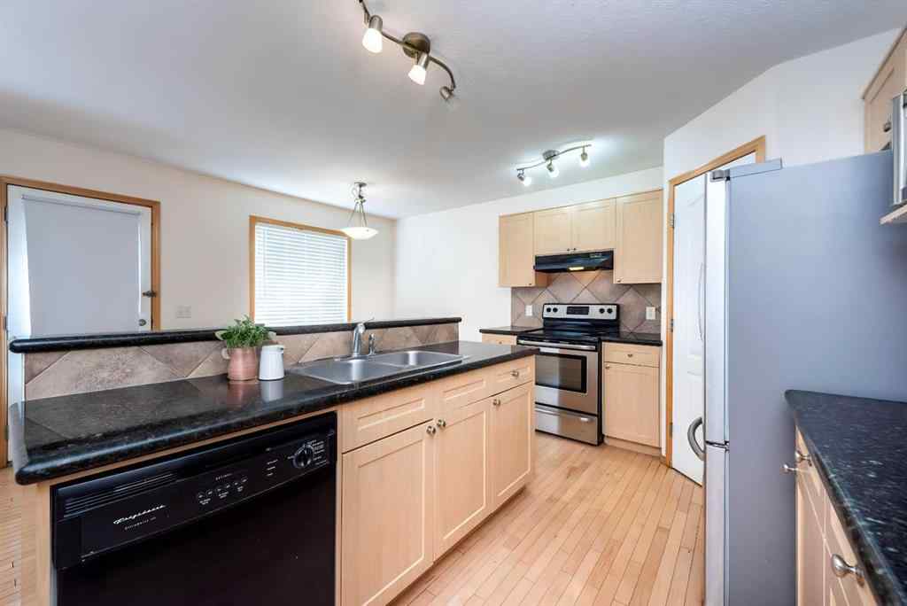 MLS® A2261089 - 17 Royal Birkdale Crescent NW in Royal Oak Calgary, Residential