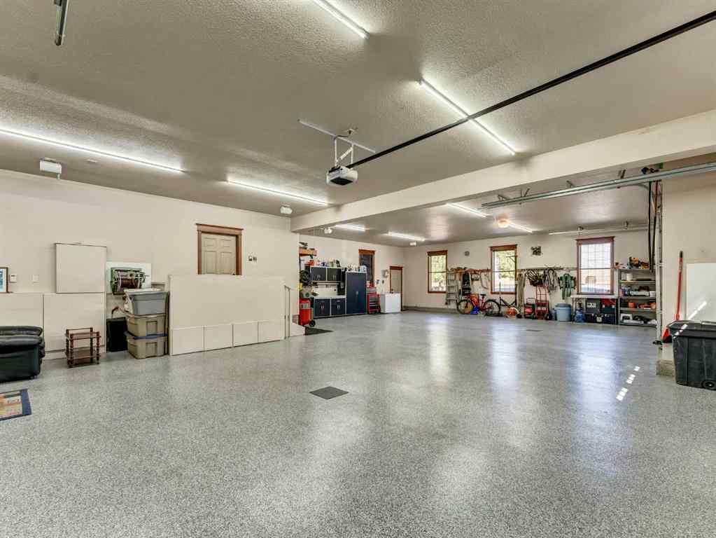 MLS® A2261092 - 29 Sunvalley Court SW in NONE Redcliff, Residential