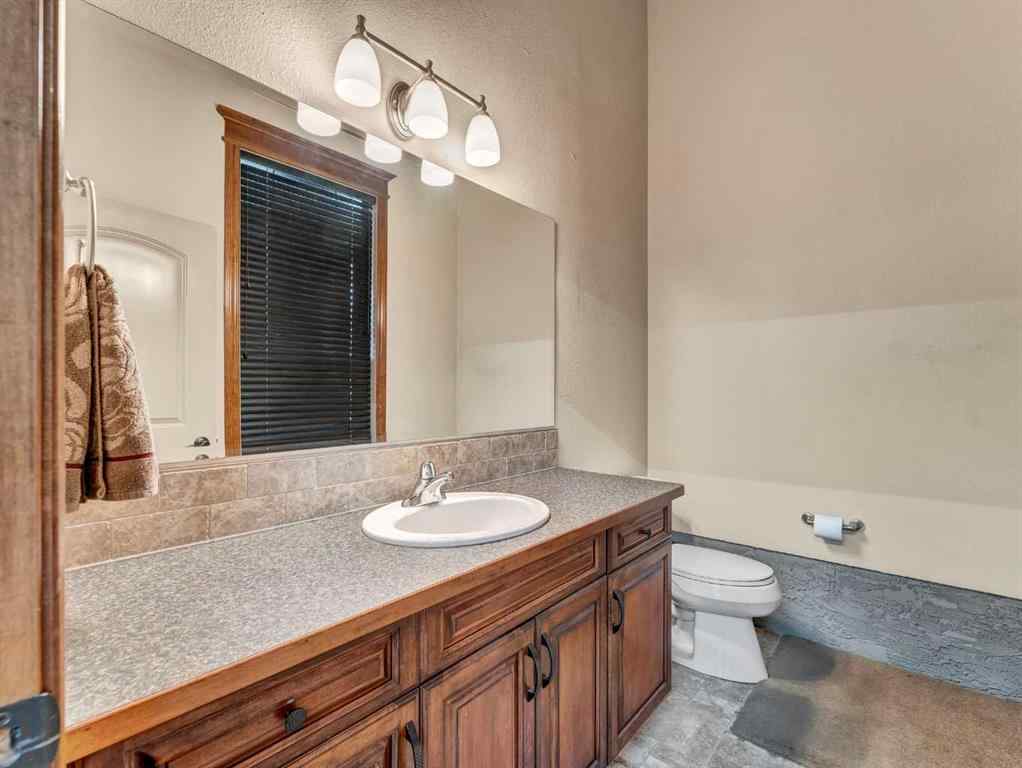 MLS® A2261092 - 29 Sunvalley Court SW in NONE Redcliff, Residential