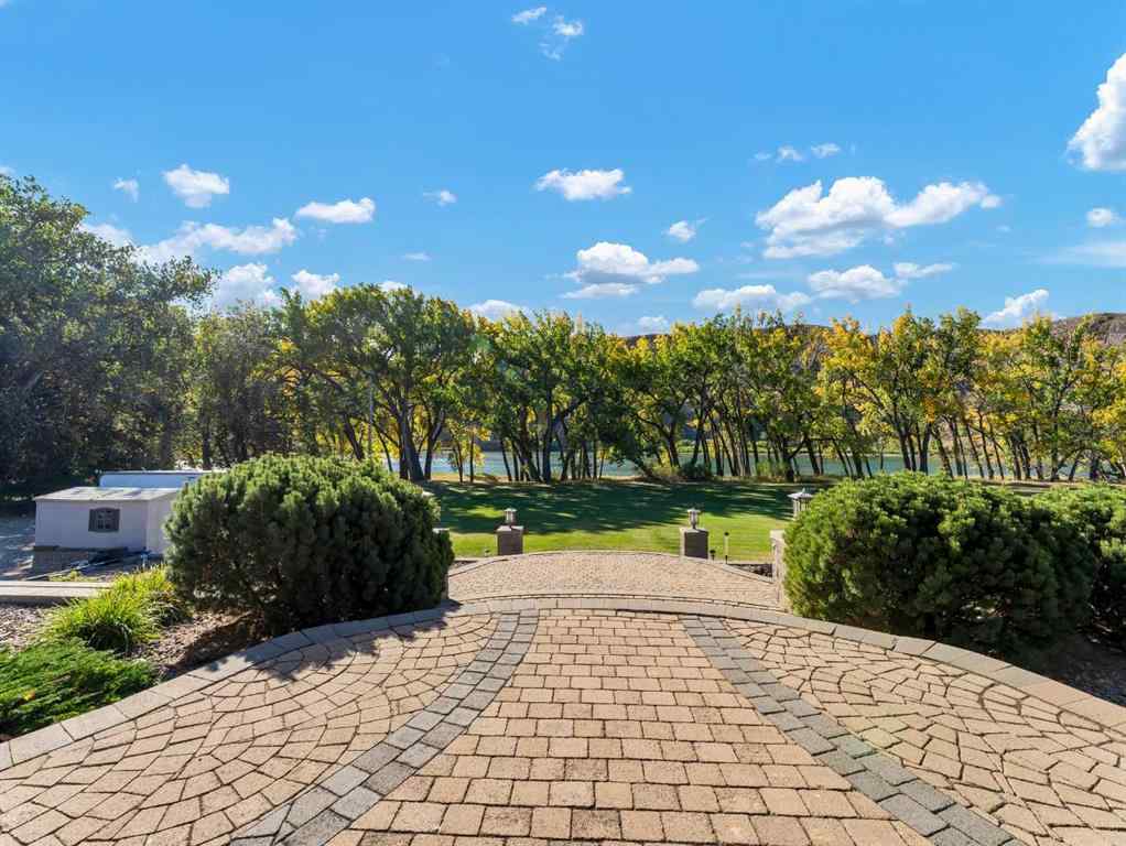 MLS® A2261092 - 29 Sunvalley Court SW in NONE Redcliff, Residential