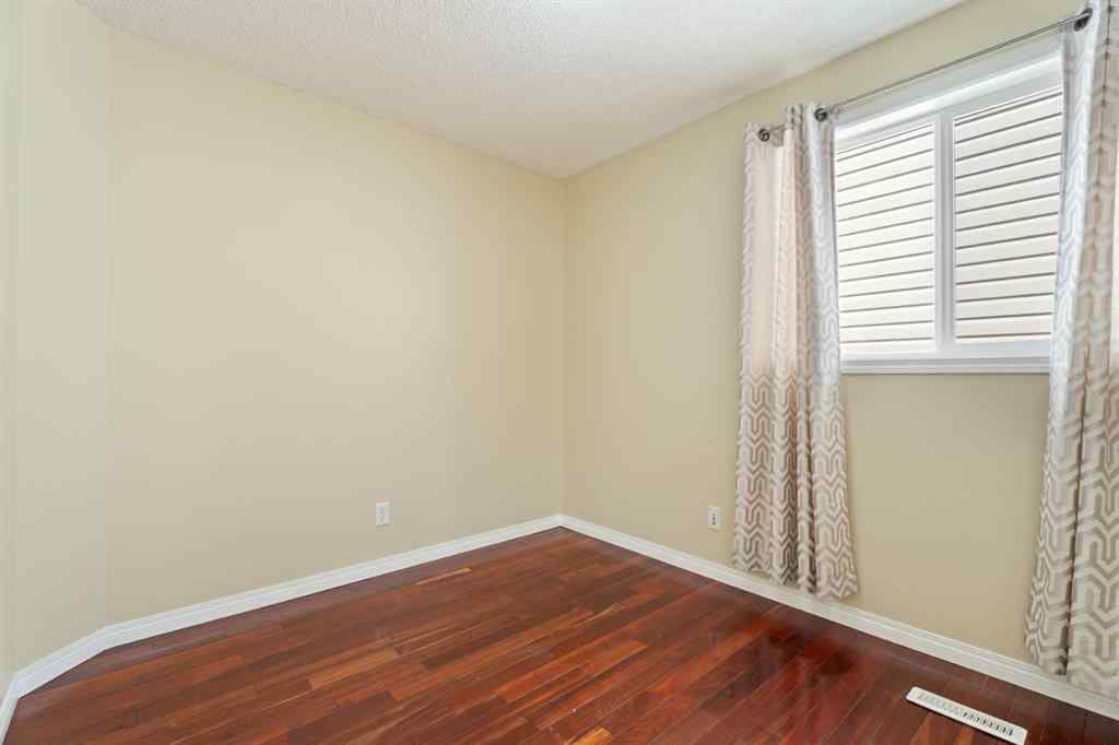 MLS® A2261097 - 203 Auburn Bay Heights SE in Auburn Bay Calgary, Residential